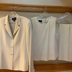 Andra Viccaro 3 piece set